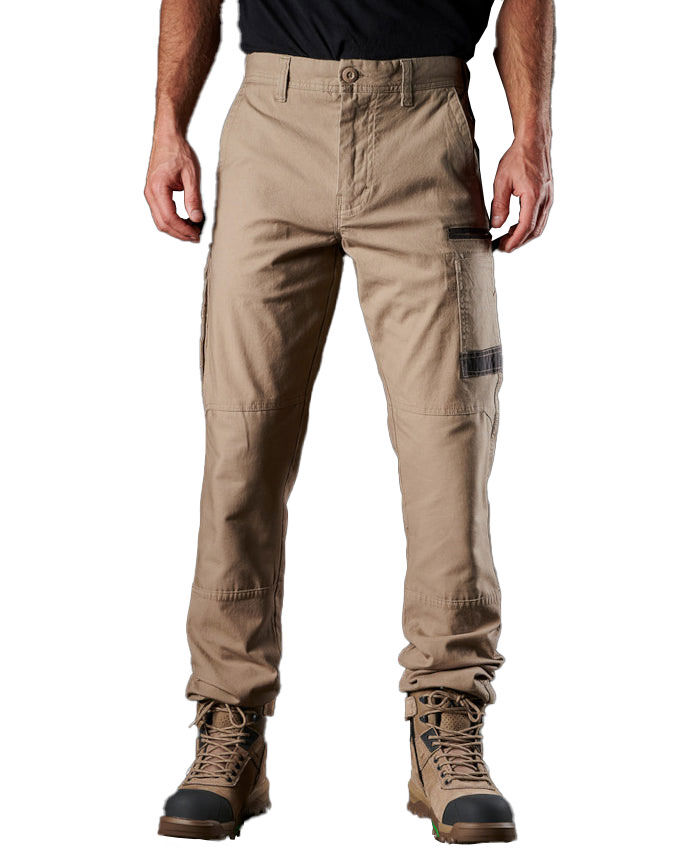 【極美品】24ss フィグベル C/L WORKADAY TROUSERS 3 極美品】24ss フィグベル C/L WORKADAY TROUSERS 3 - メルカリ